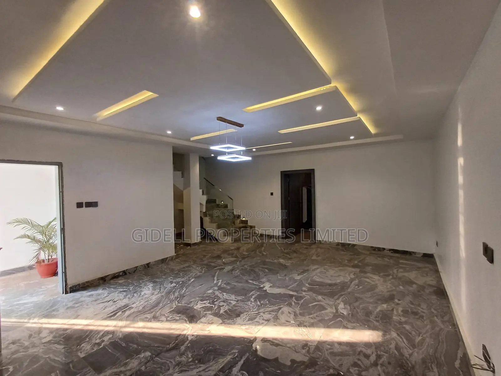 4bdrm Townhouse/Terrace in Zone 7 / Wuse for sale in Zone 7 / Wuse