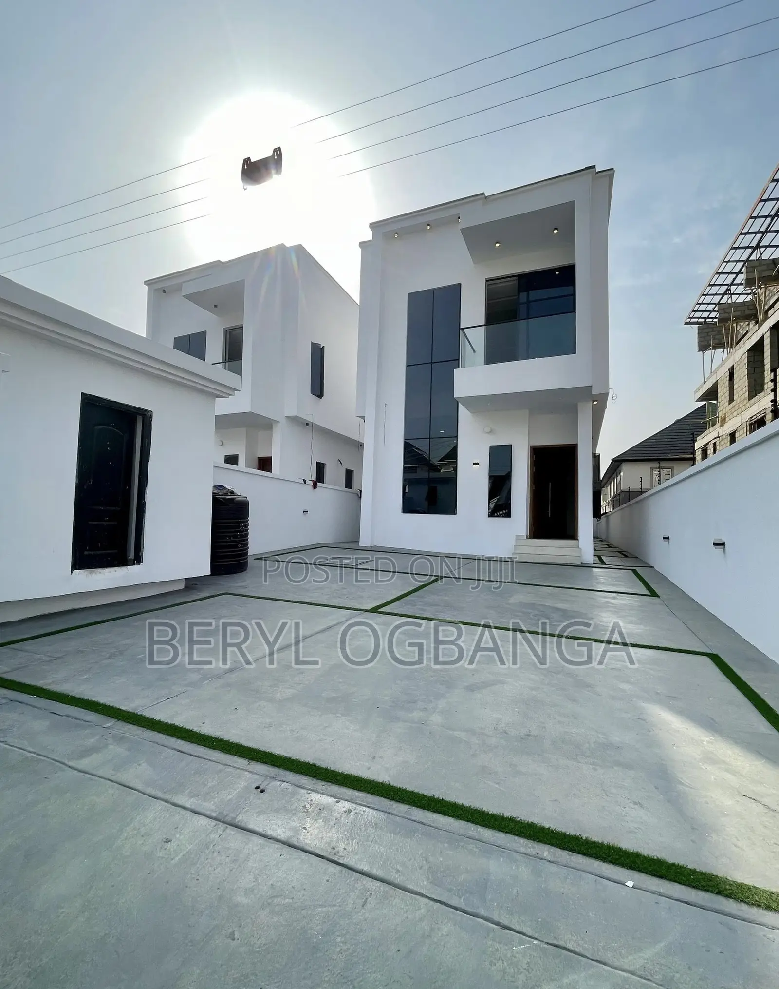 5bdrm Duplex in Osapa london for sale in Osapa london