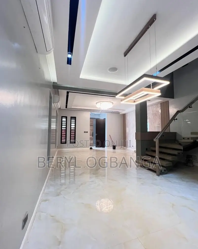 4bdrm Duplex in Ikeja GRA for sale in Ikeja GRA