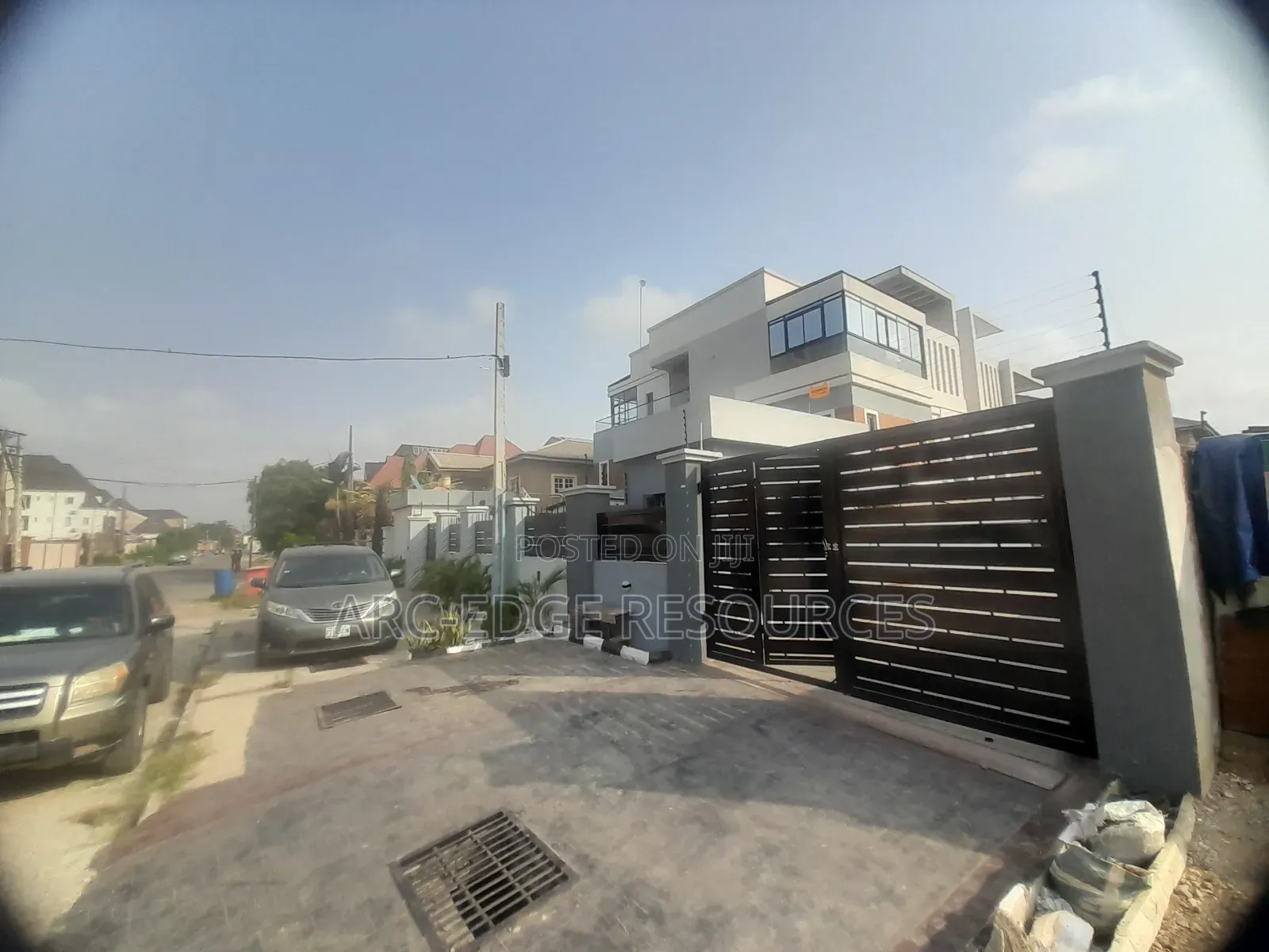 5bdrm Duplex in Amuwo-Odofin for sale in Amuwo-Odofin