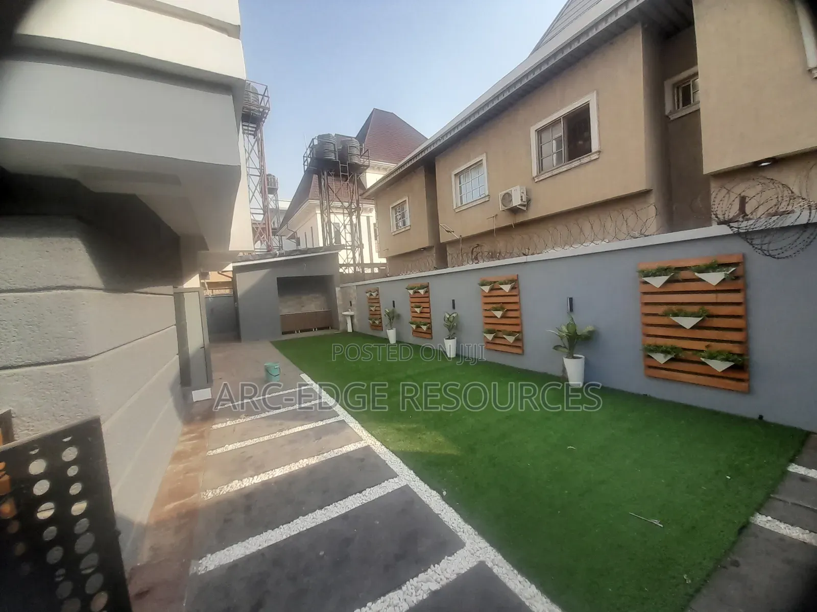 5bdrm Duplex in Amuwo-Odofin for sale in Amuwo-Odofin