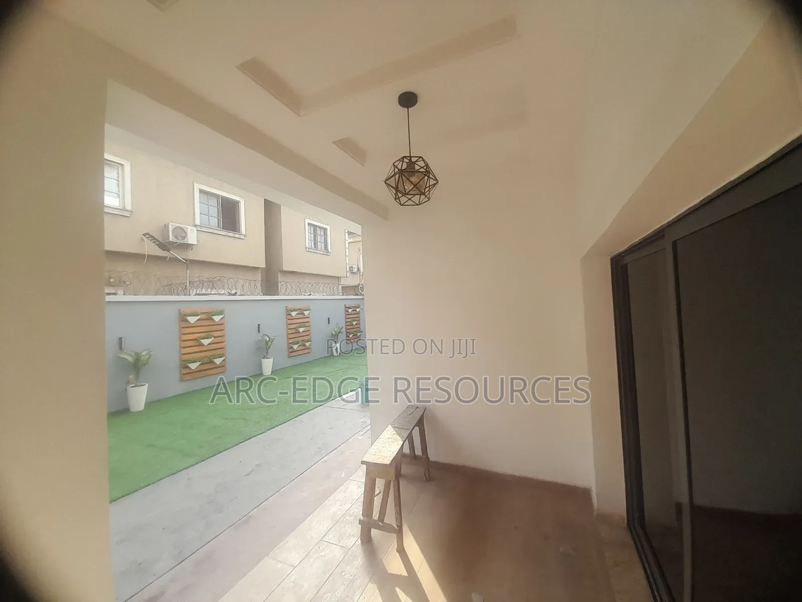 5bdrm Duplex in Amuwo-Odofin for sale in Amuwo-Odofin