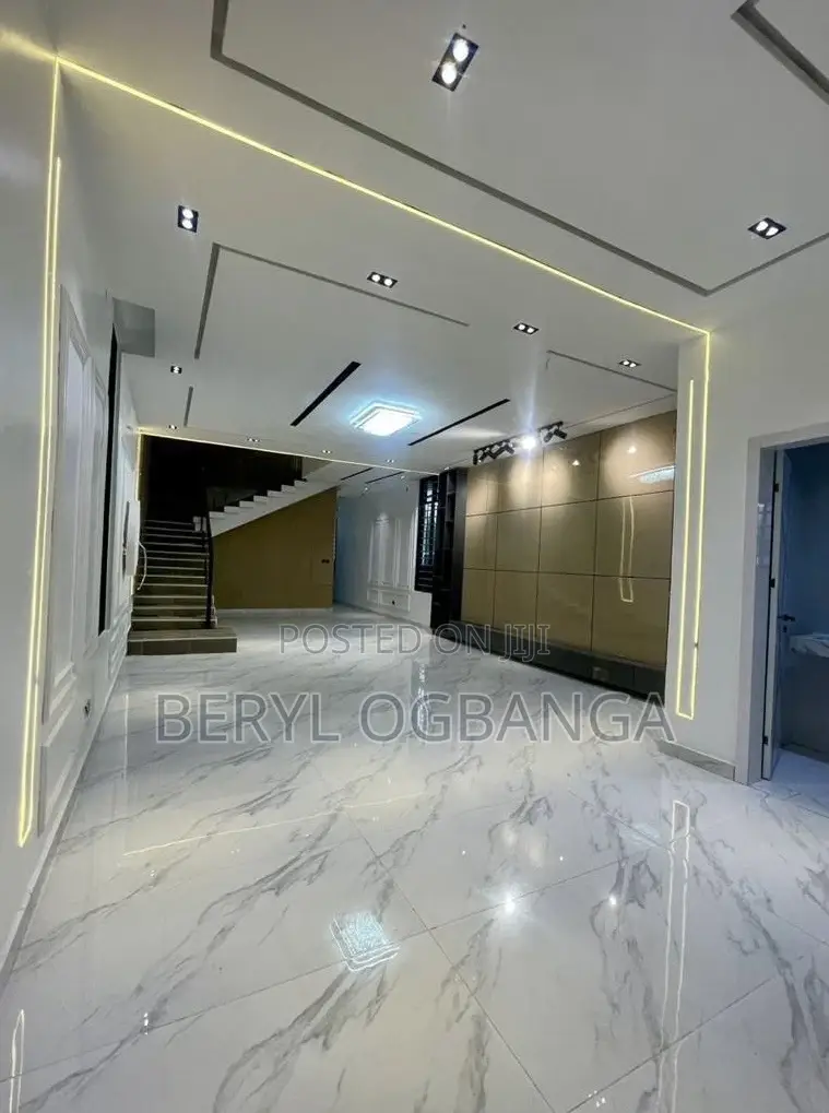 5bdrm Duplex in Ajah for rent in Ajah