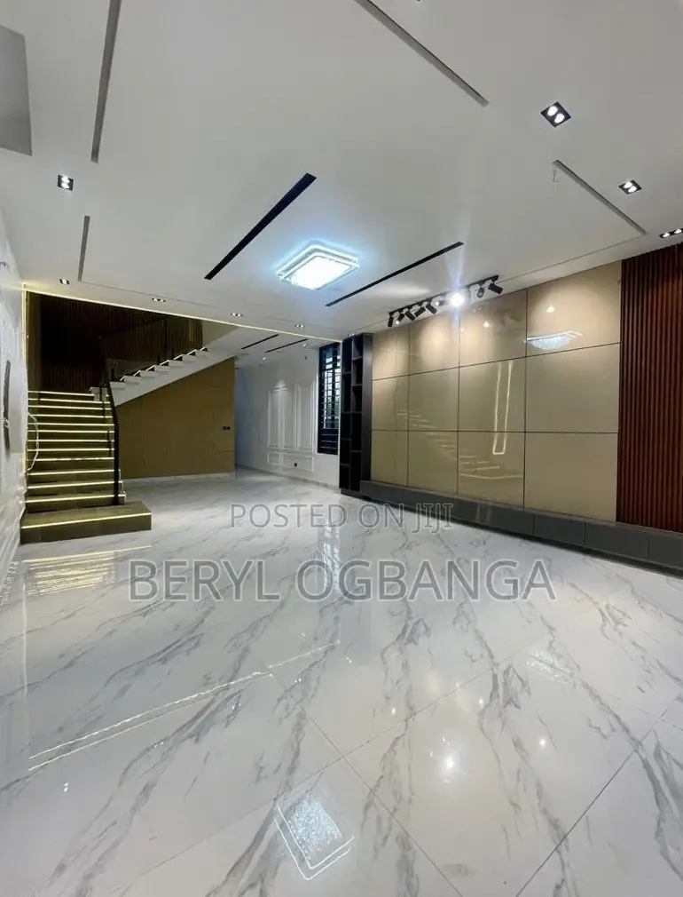 5bdrm Duplex in Ajah for rent in Ajah