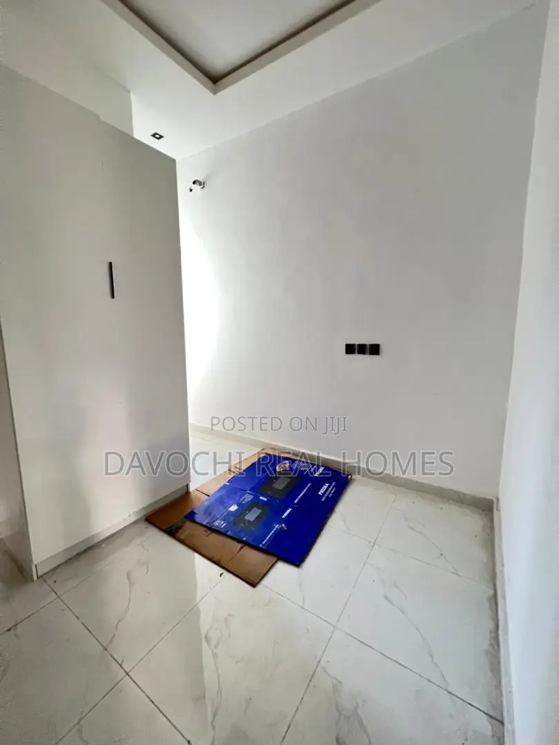 Furnished 4bdrm Duplex in Ikota, Lekki for sale in Ikota