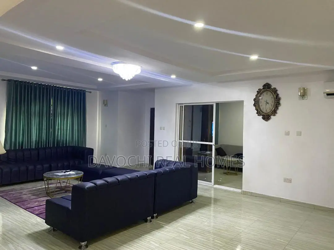 3bdrm Apartment In Vgc Lekki Phase 1 For Rent in Ikota