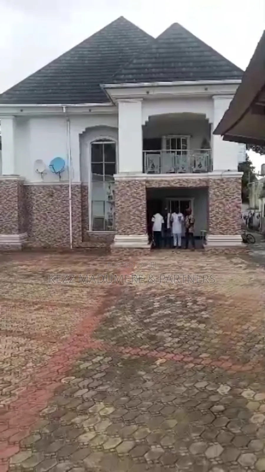 5bdrm Duplex in Prefab/Aladinma , for sale in Owerri