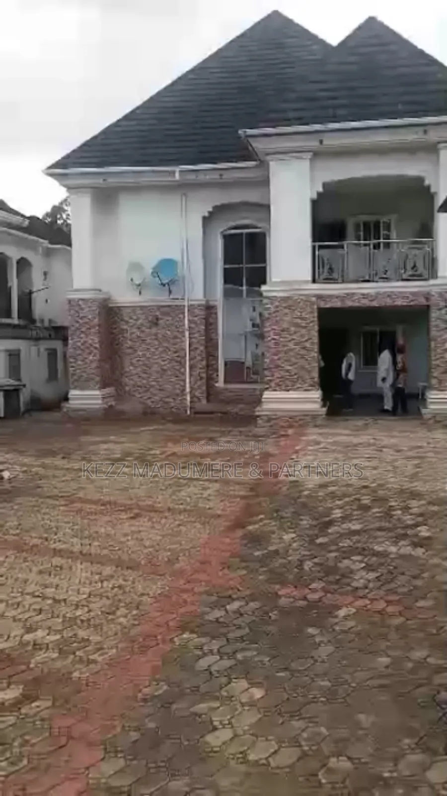 5bdrm Duplex in Prefab/Aladinma , for sale in Owerri