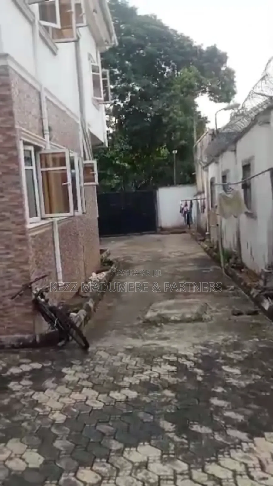 5bdrm Duplex in Prefab/Aladinma , for sale in Owerri