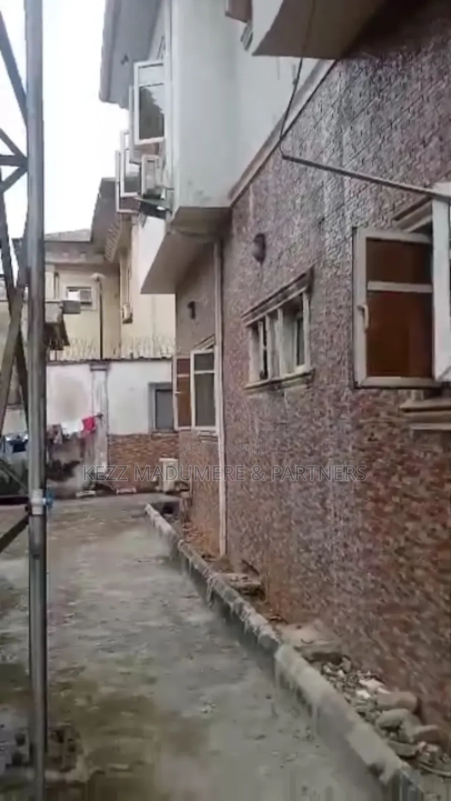 5bdrm Duplex in Prefab/Aladinma , for sale in Owerri