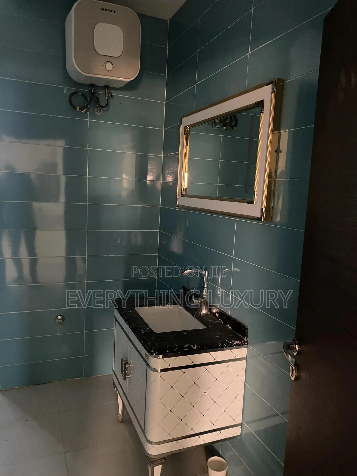 4bdrm Penthouse in Ushafa for rent in Ushafa