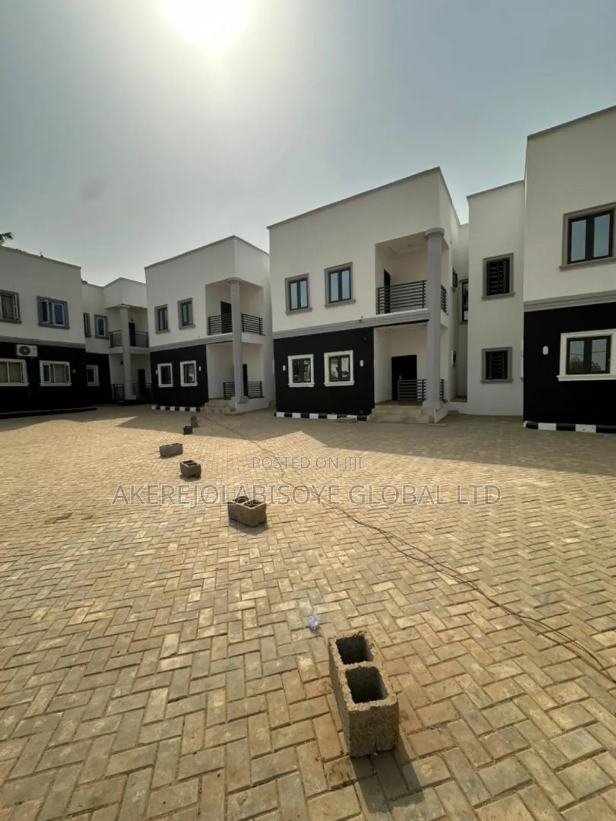 4bdrm Townhouse/Terrace in Lifecamp Junction for sale in Life Camp