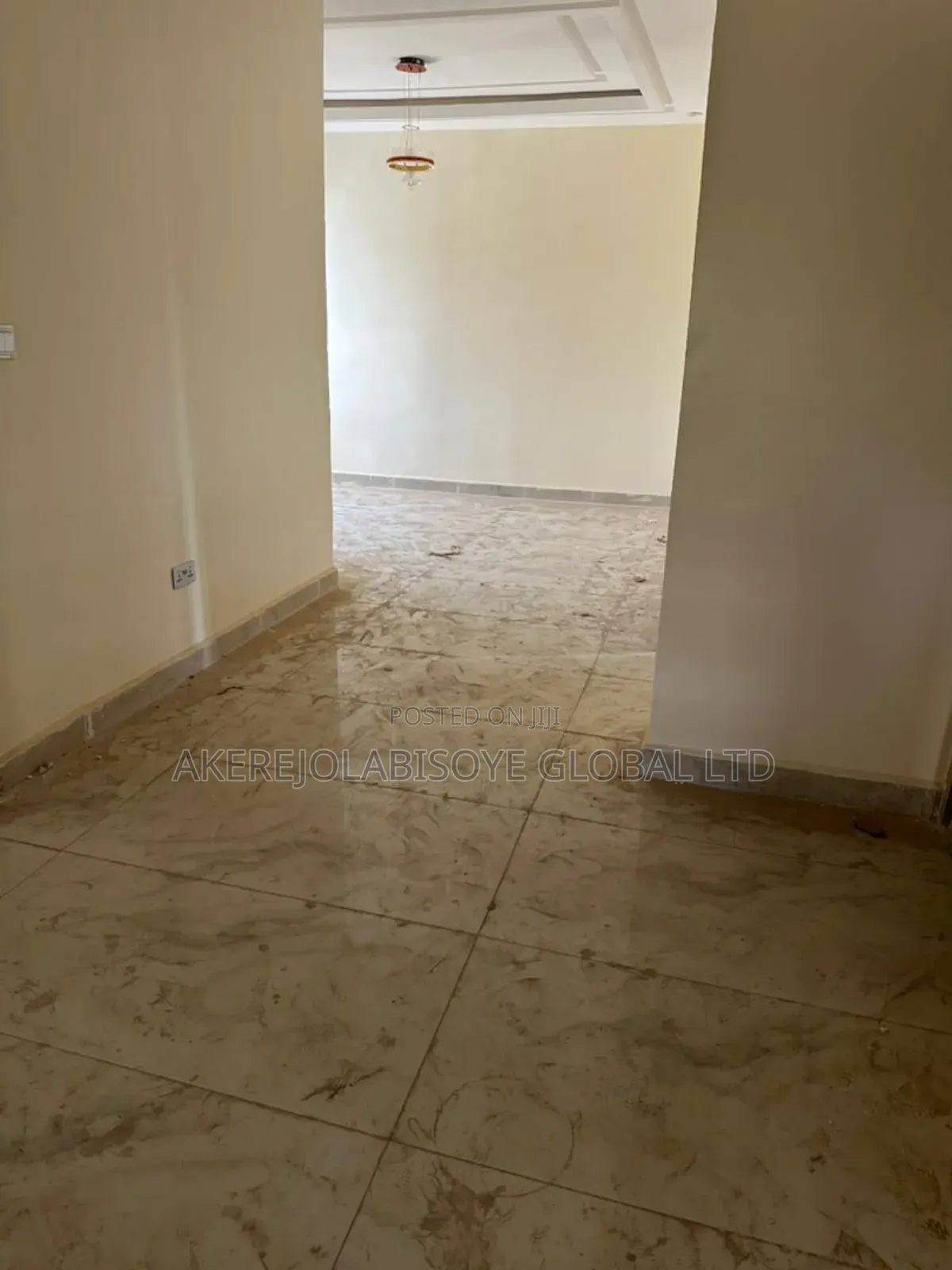 4bdrm Townhouse/Terrace in Lifecamp Junction for sale in Life Camp