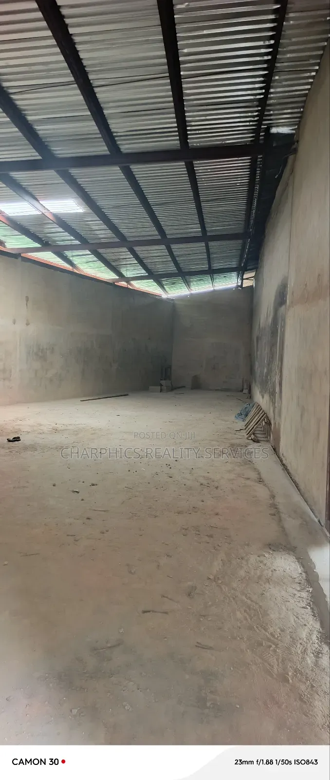 10,000sft Warehouse at Surulere in Eric Moore