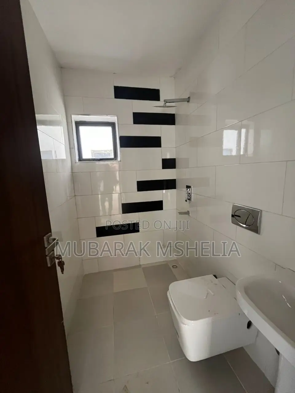 3bdrm Block of Flats in Kaura for sale in Kaura