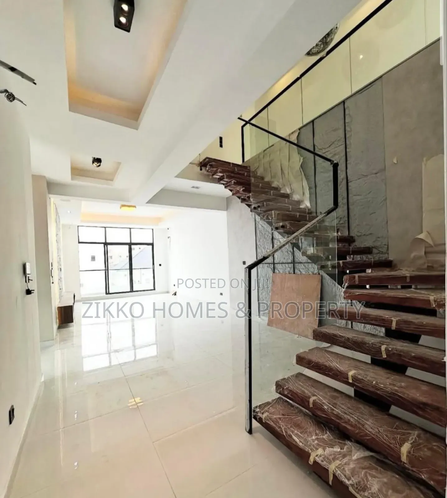 4bdrm Maisonette in Lekki for sale in Lekki