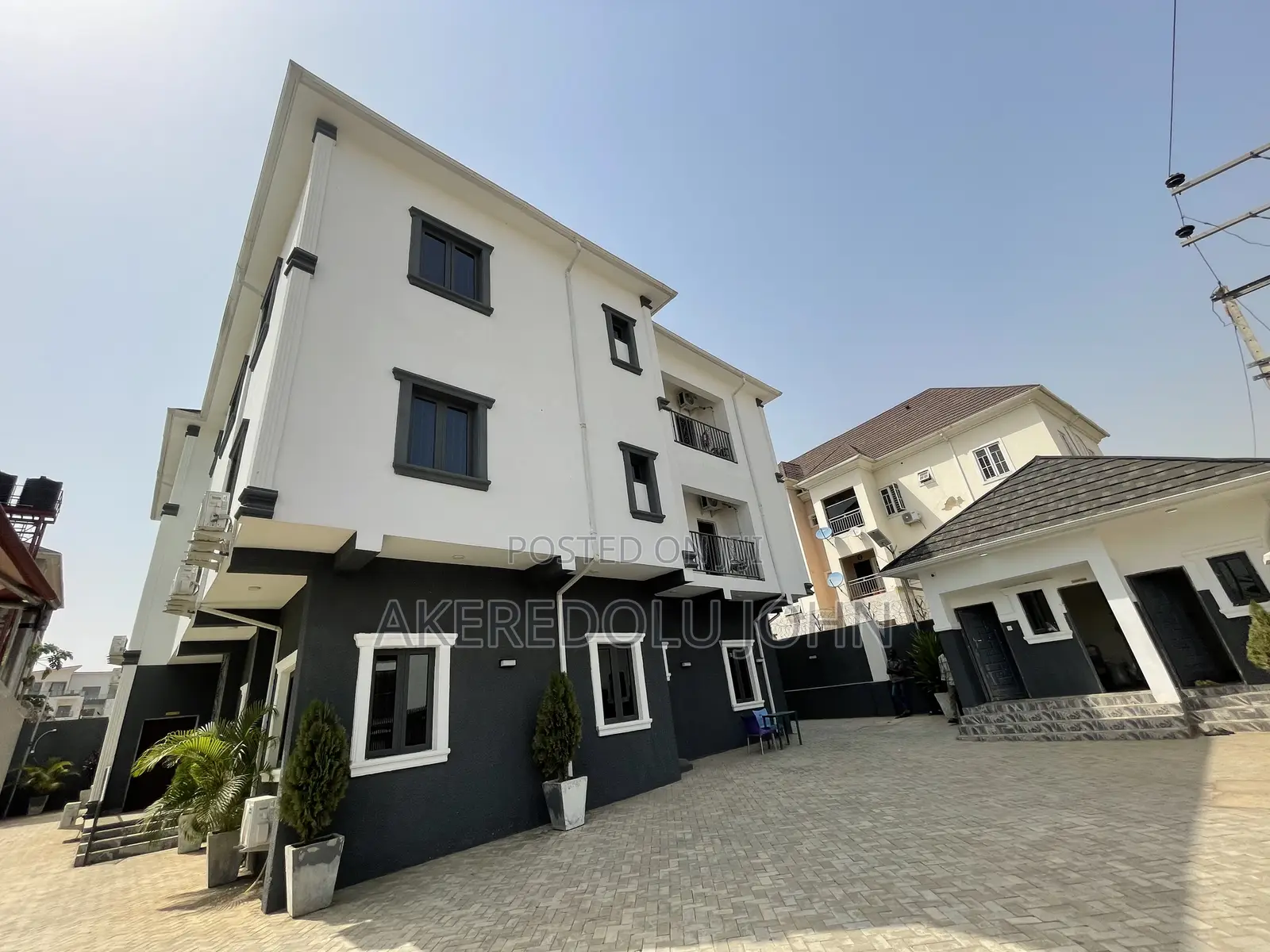 Furnished 13bdrm Apartment in Jahi for sale in Jahi