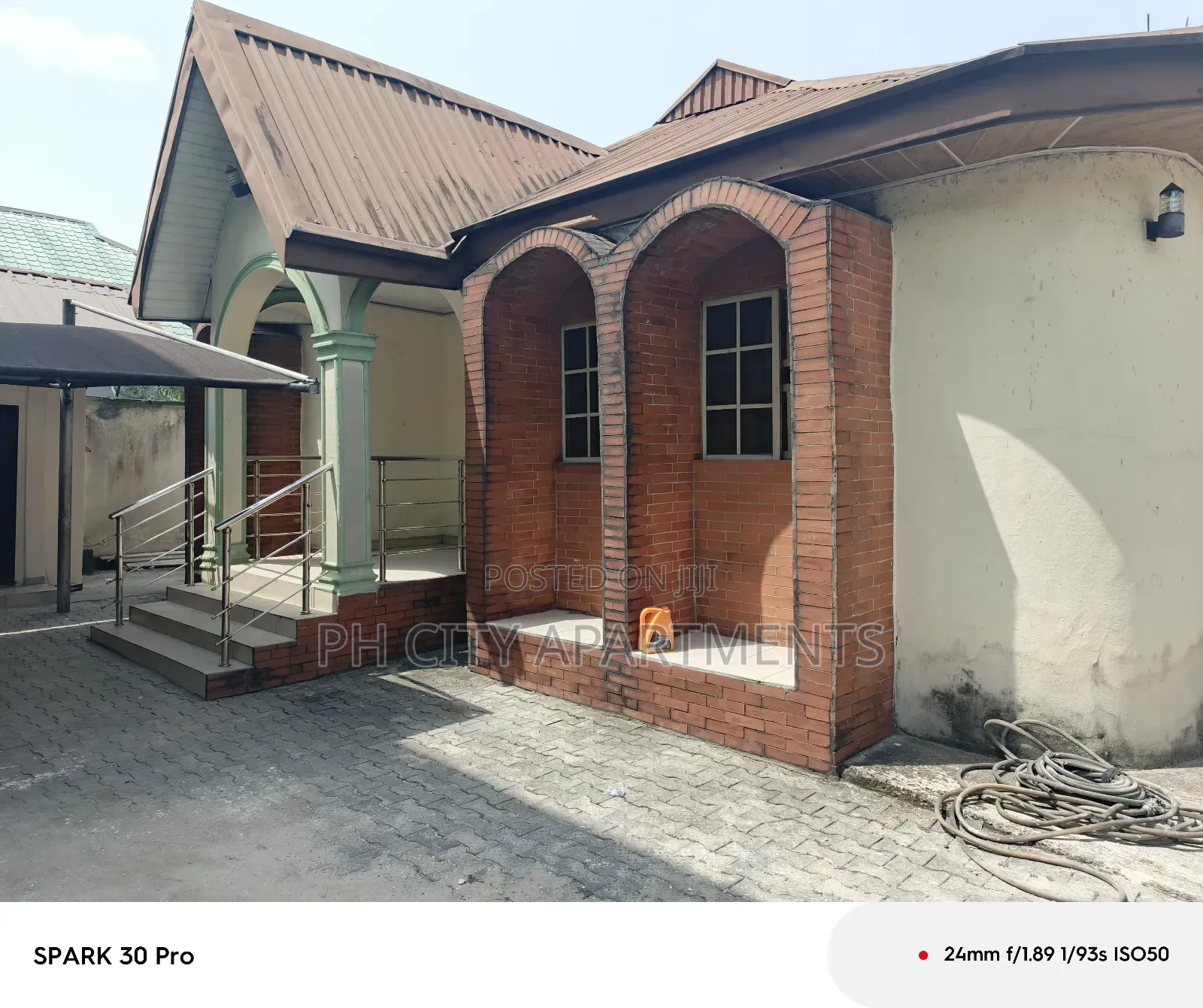 Office Use Bungalow in GRA Phase 3 / Port-Harcourt