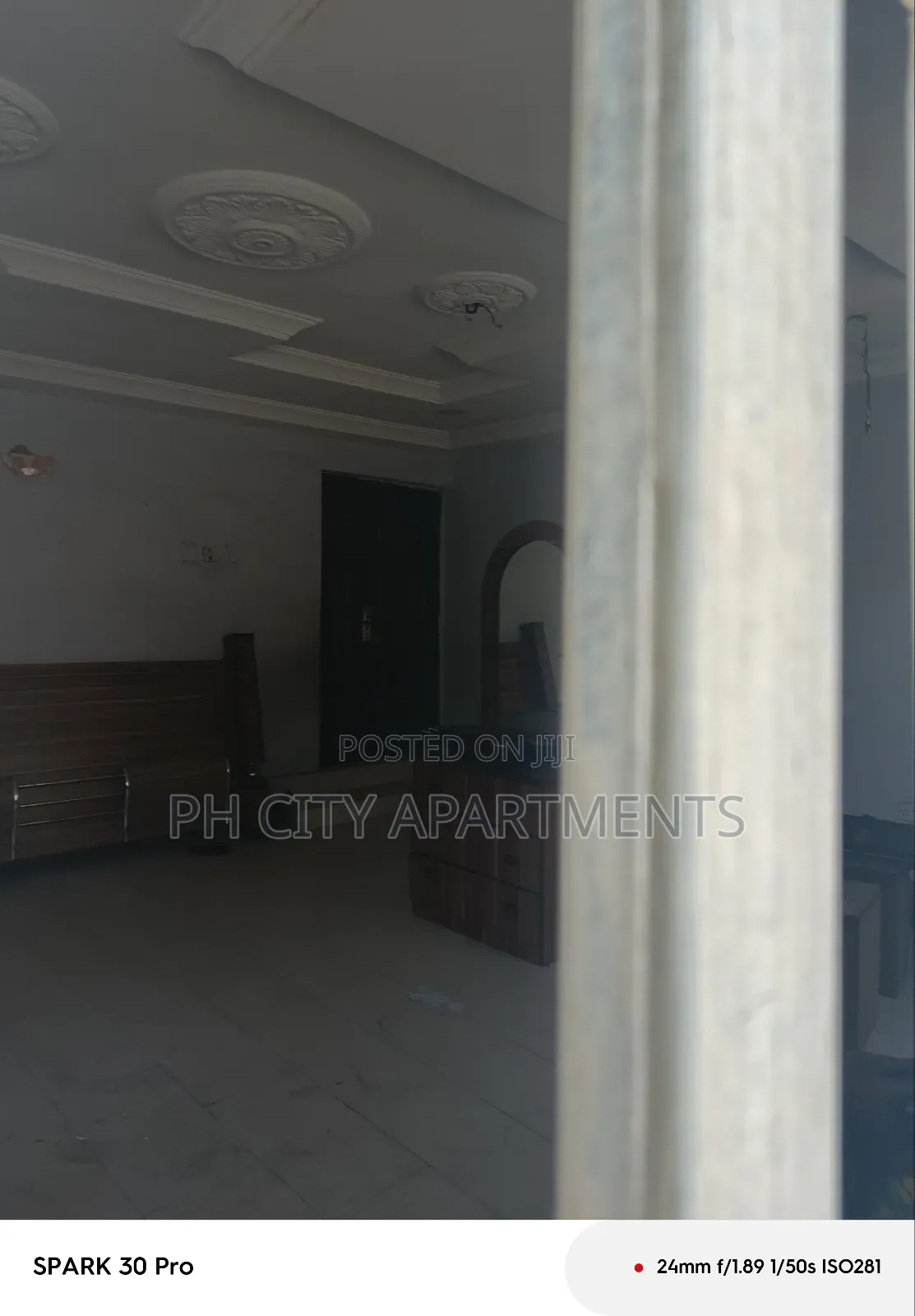 Office Use Bungalow in GRA Phase 3 / Port-Harcourt