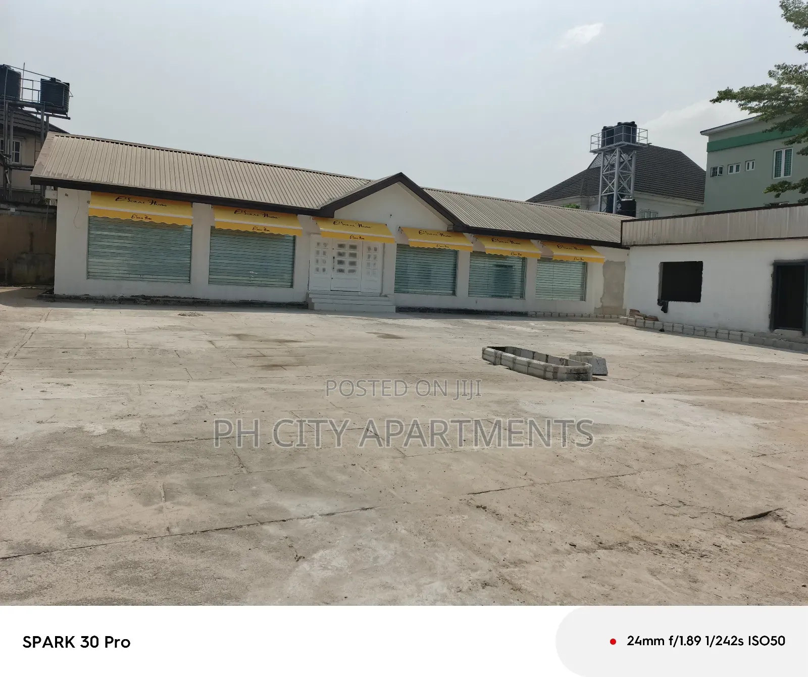 Warehouse/Office in GRA Phase 3 / Port-Harcourt