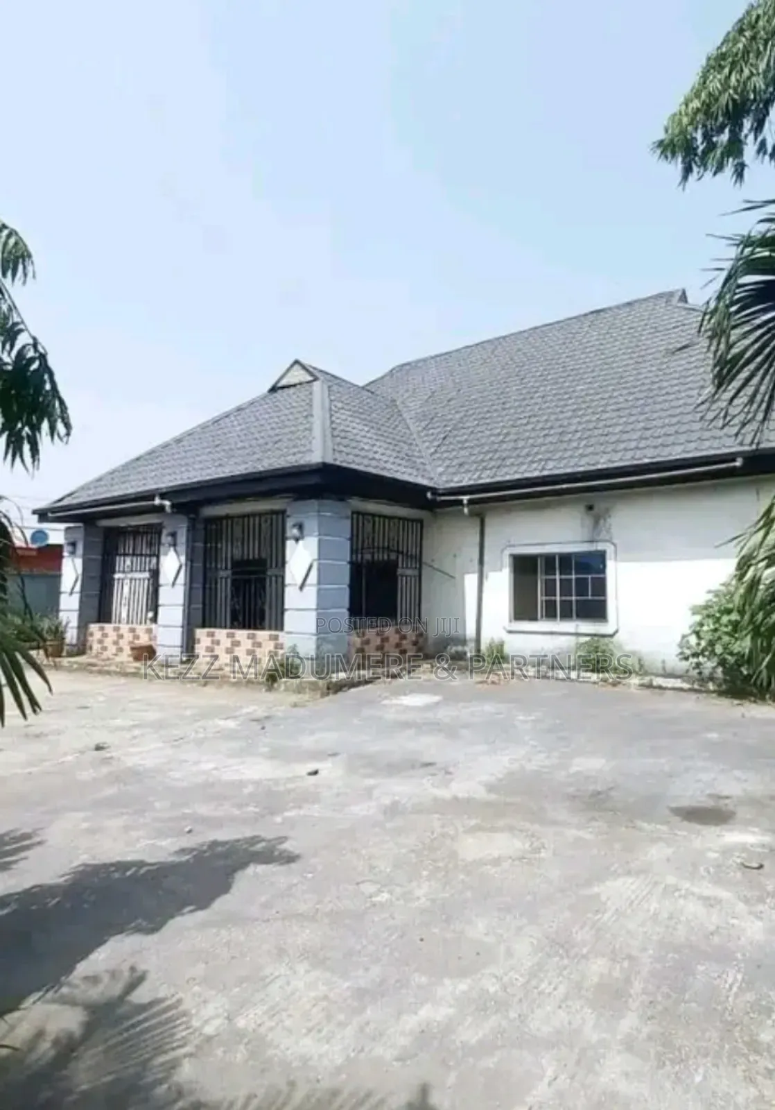 4bdrm Bungalow in Dr Peter Odili , for sale in Trans Amadi