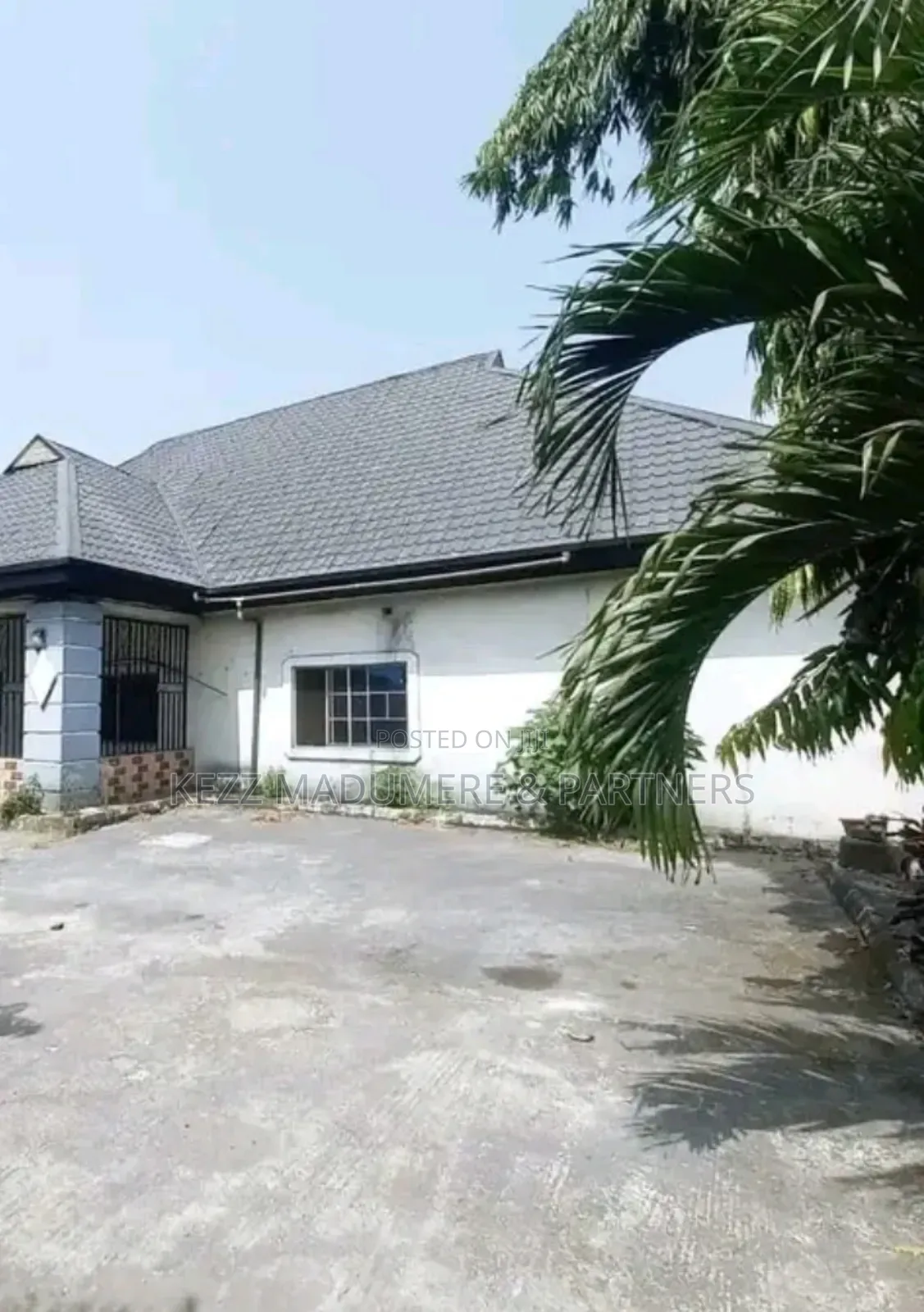 4bdrm Bungalow in Dr Peter Odili , for sale in Trans Amadi