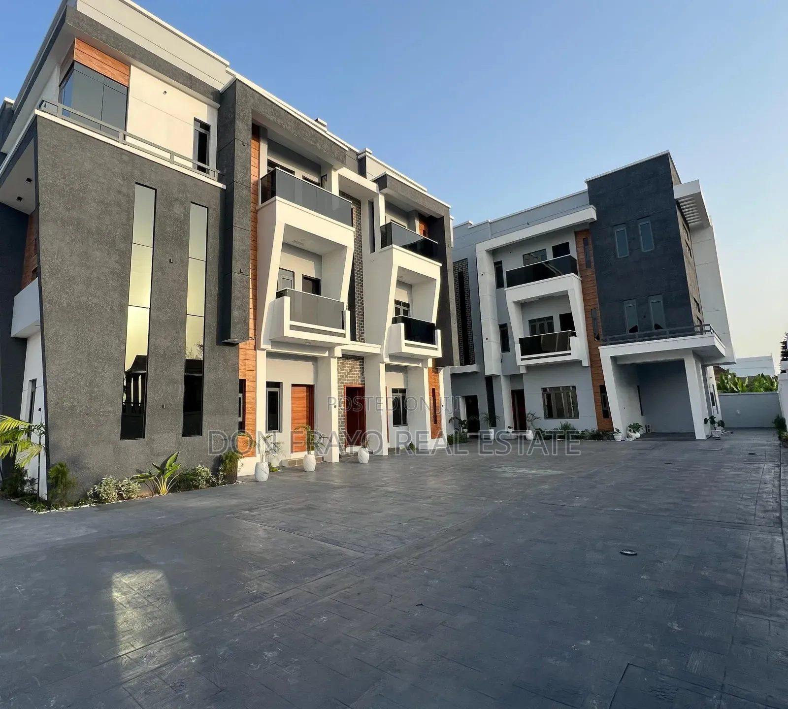 2bdrm Apartment in Ajah Estate, Lekki for sale in Lekki