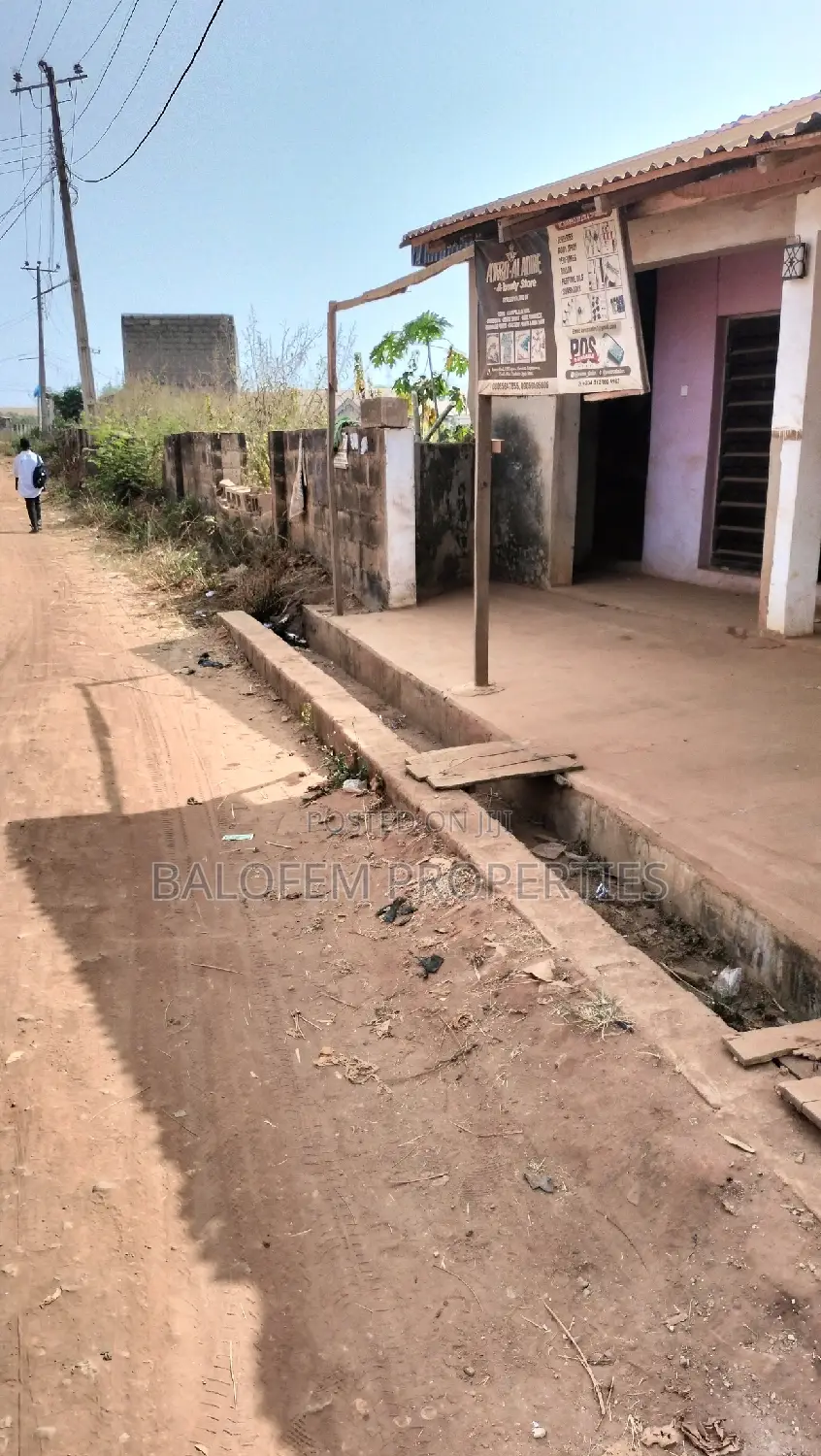 Shop for Rent in Abeokuta North