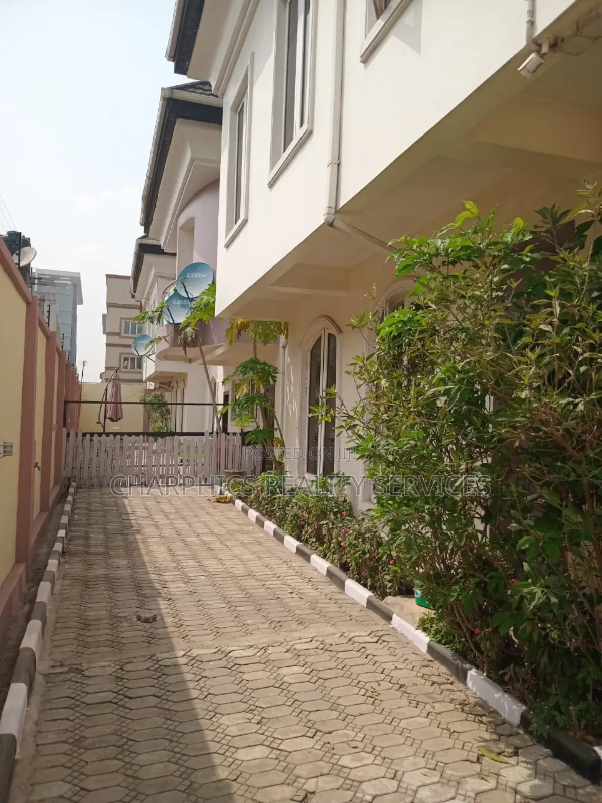 3bdrm Duplex in Ikeja GRA for rent in Ikeja GRA