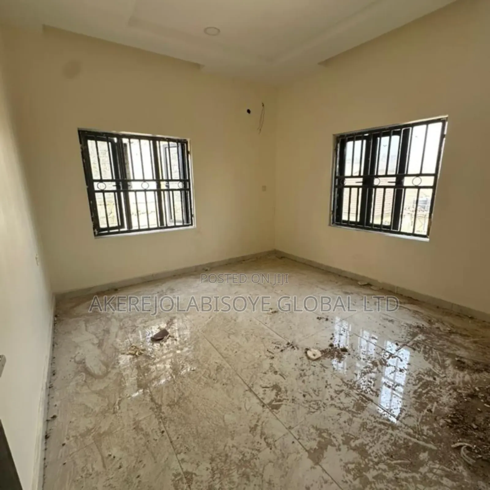 2bdrm Block of Flats in Close To Beger Yard for sale in Life Camp