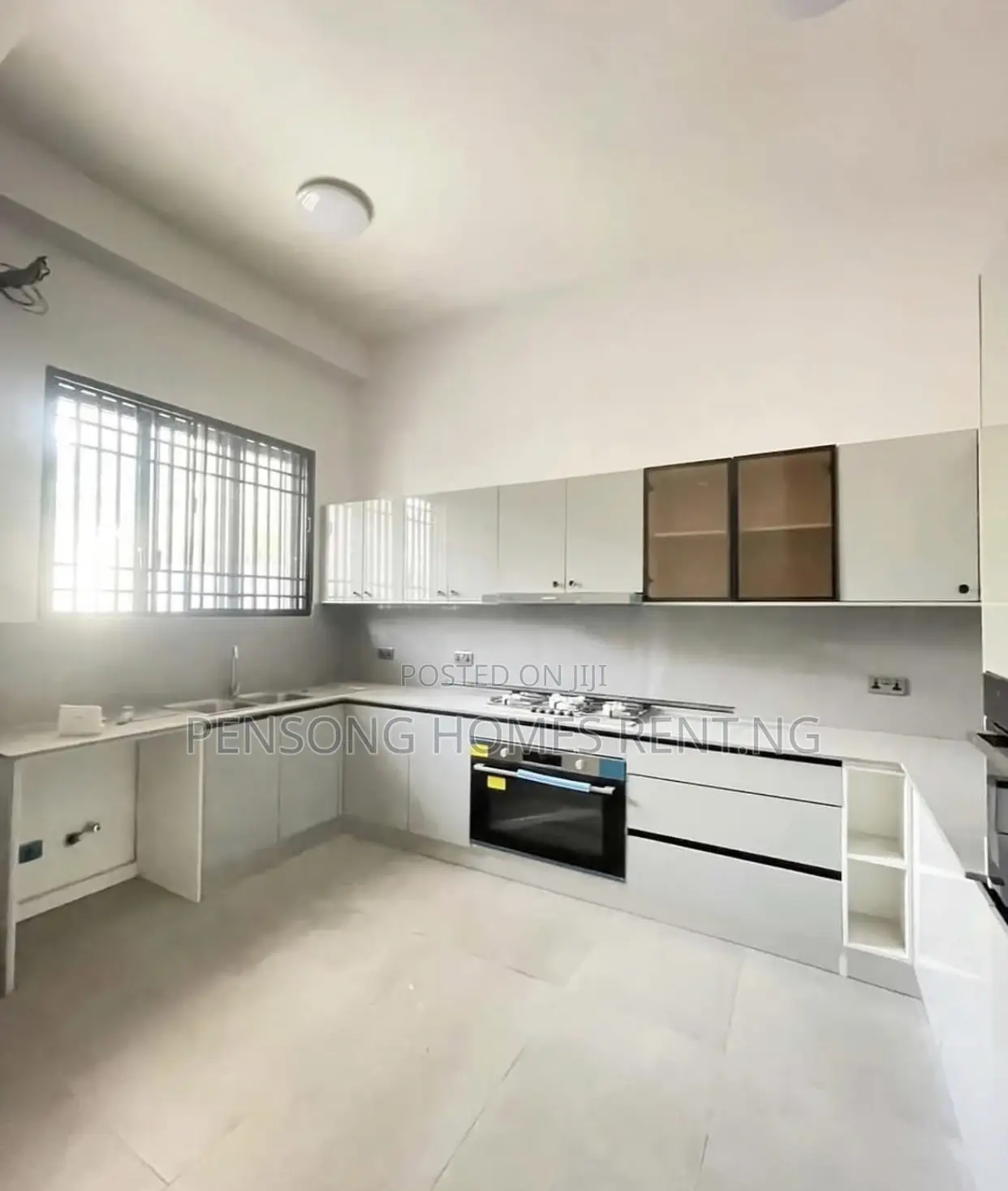 4bdrm Duplex in Lekki Phase 1 for rent in Lekki
