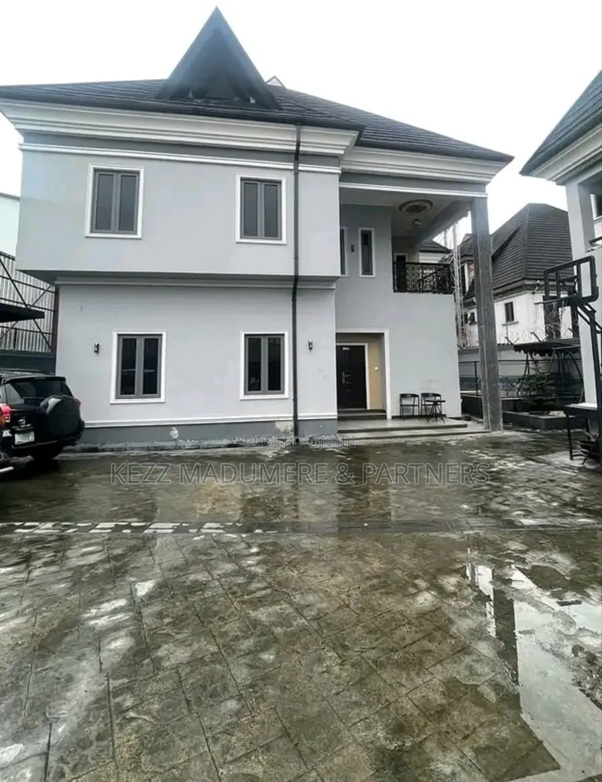 6bdrm Duplex in Off Stadium Road, for sale in Port-Harcourt