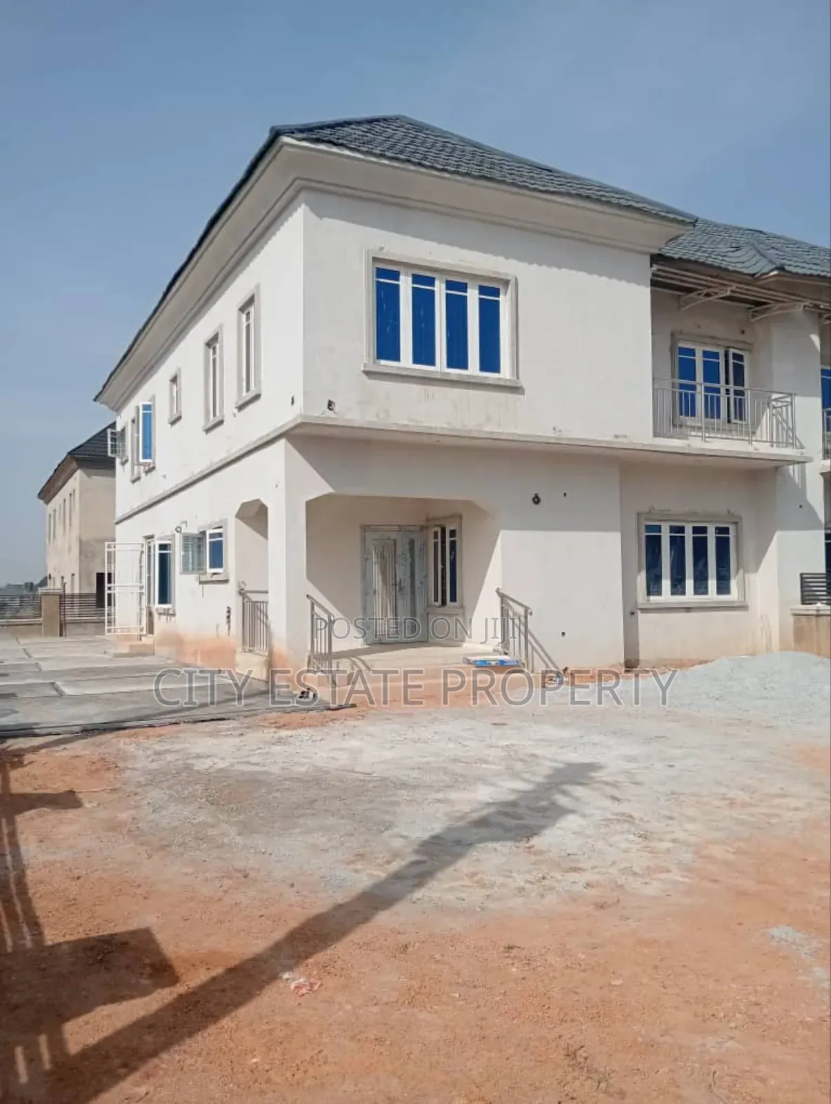 Furnished 3bdrm Duplex in River Park Estate, FHA for rent in FHA