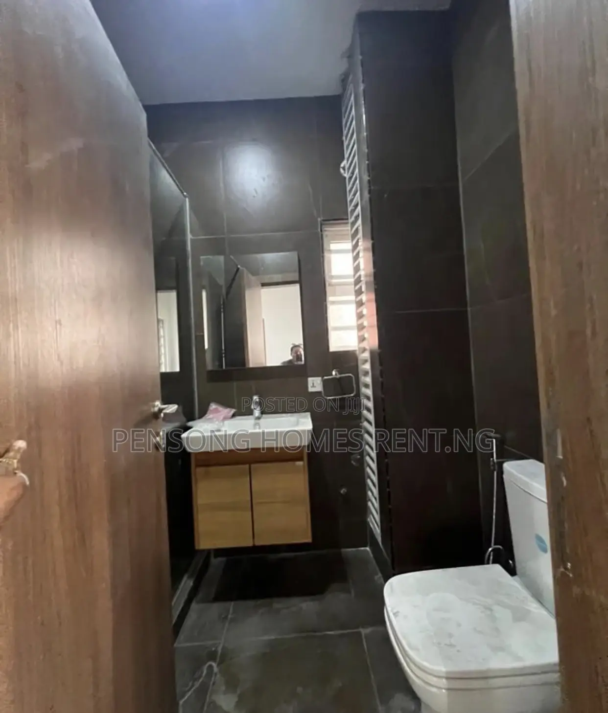3bdrm Apartment in Ikate Elegushi, Lekki Expressway for rent in Lekki Expressway
