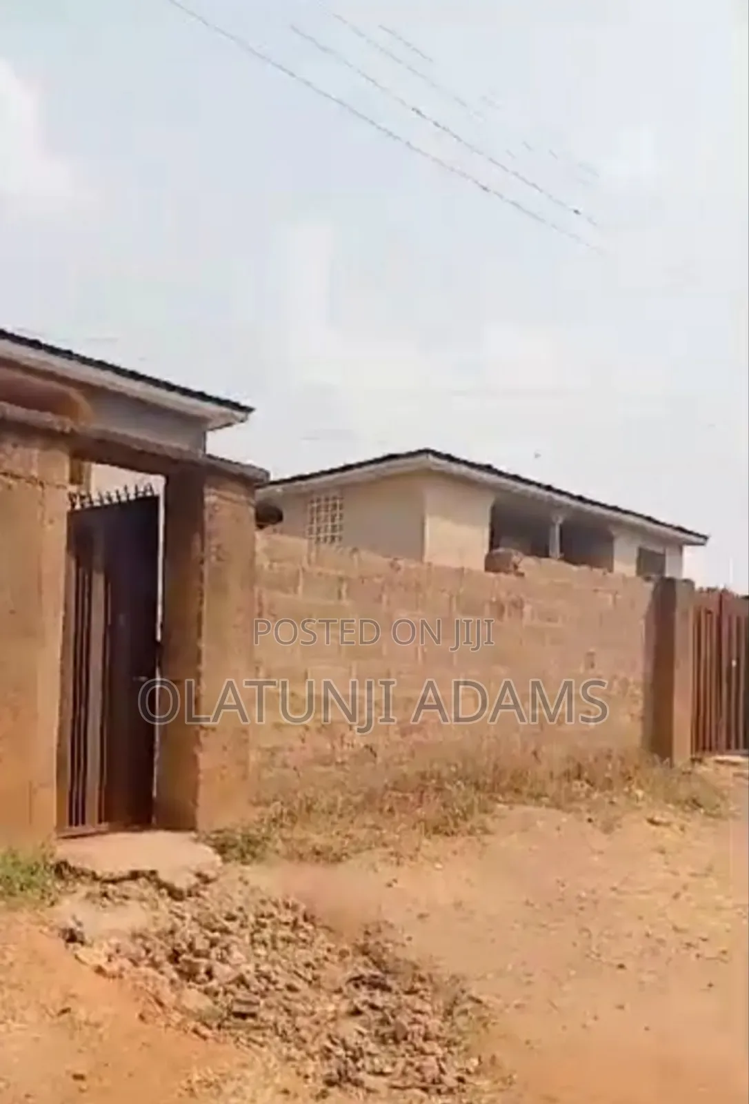 20bdrm Block of Flats in Power Line A Stone, Osogbo for sale in Osogbo