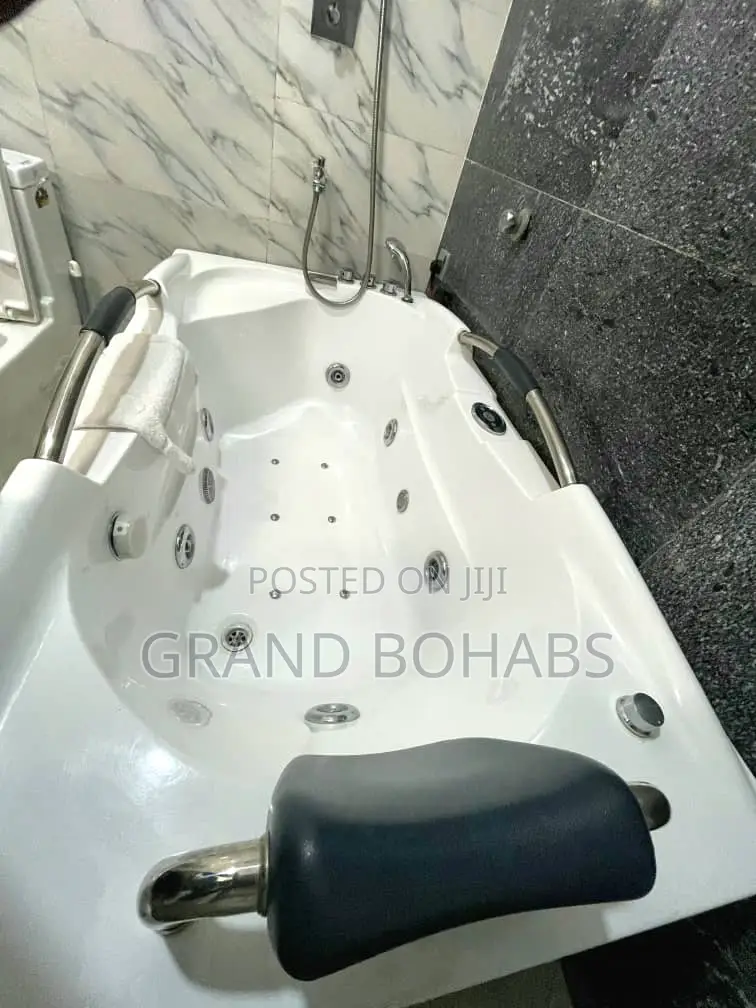 1 Bedroom Luxury At Grand Bohabs – Special Long-stay Offer! in Wuse 2