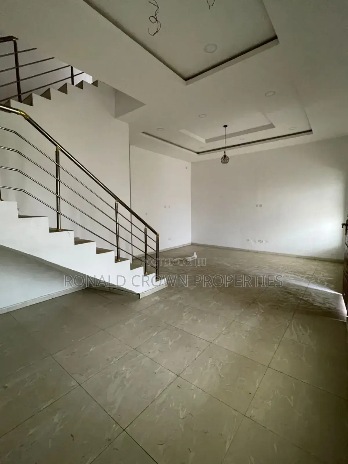 4bdrm Duplex in Ikota for sale in Ikota