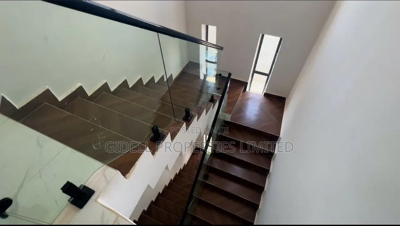 6bdrm Duplex in Asokoro for sale in Asokoro