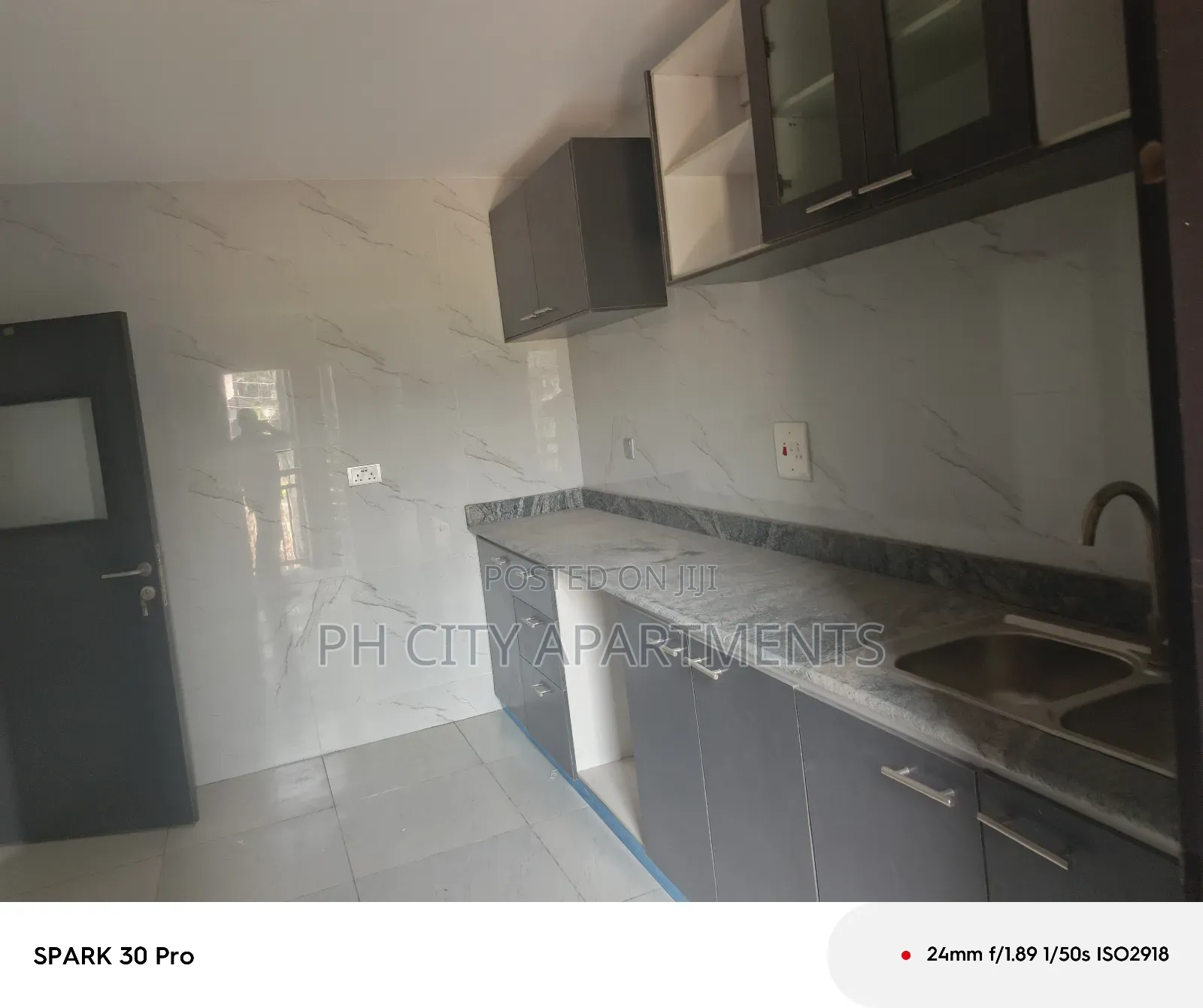 3bdrm Block of Flats in Old GRA for rent in Old GRA