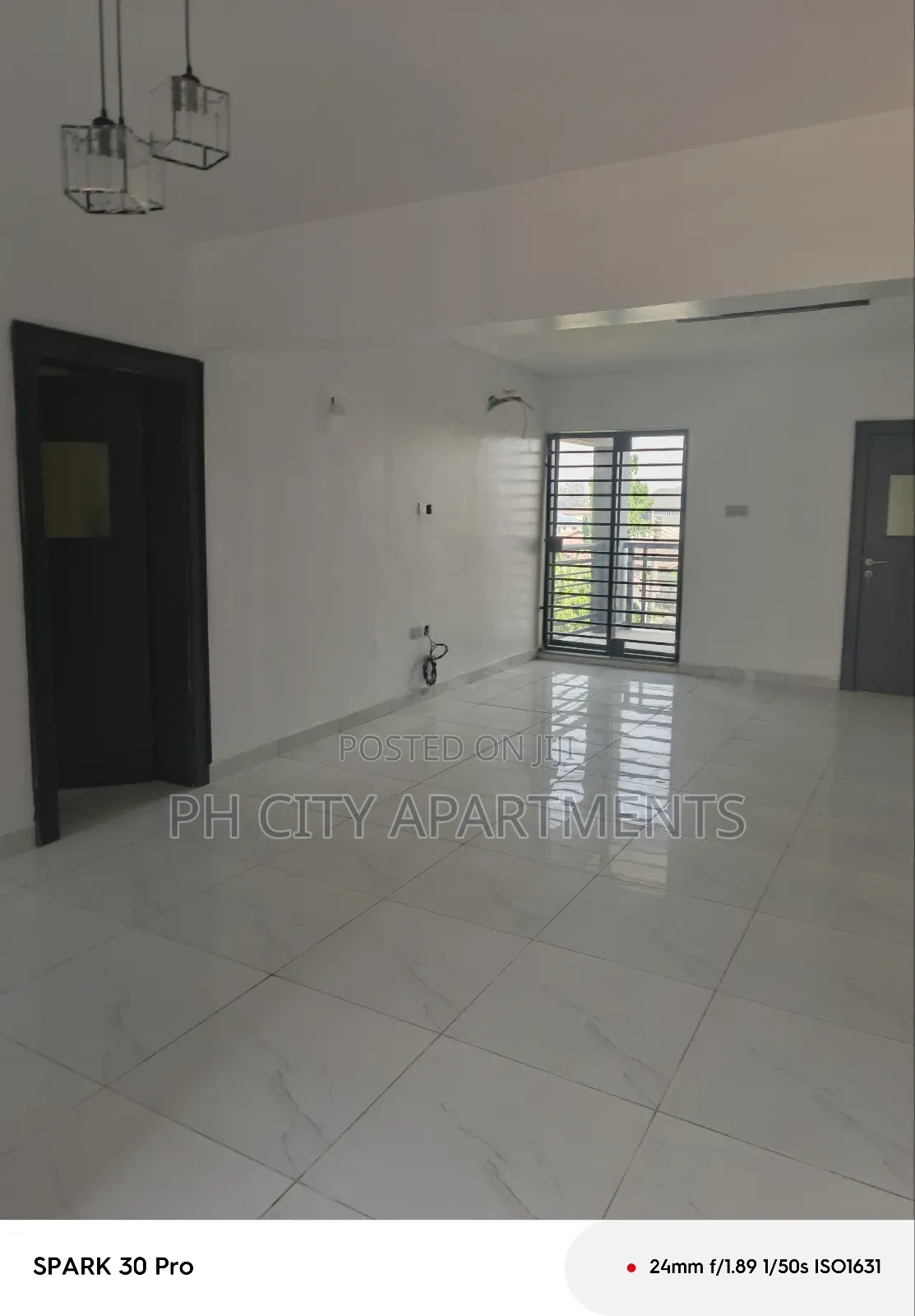3bdrm Block of Flats in Old GRA for rent in Old GRA