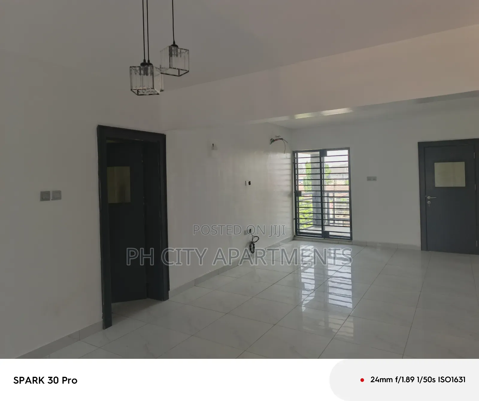 3bdrm Block of Flats in Old GRA for rent in Old GRA