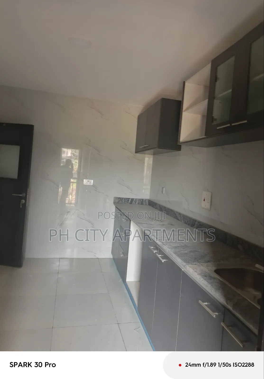 3bdrm Block of Flats in Old GRA for rent in Old GRA