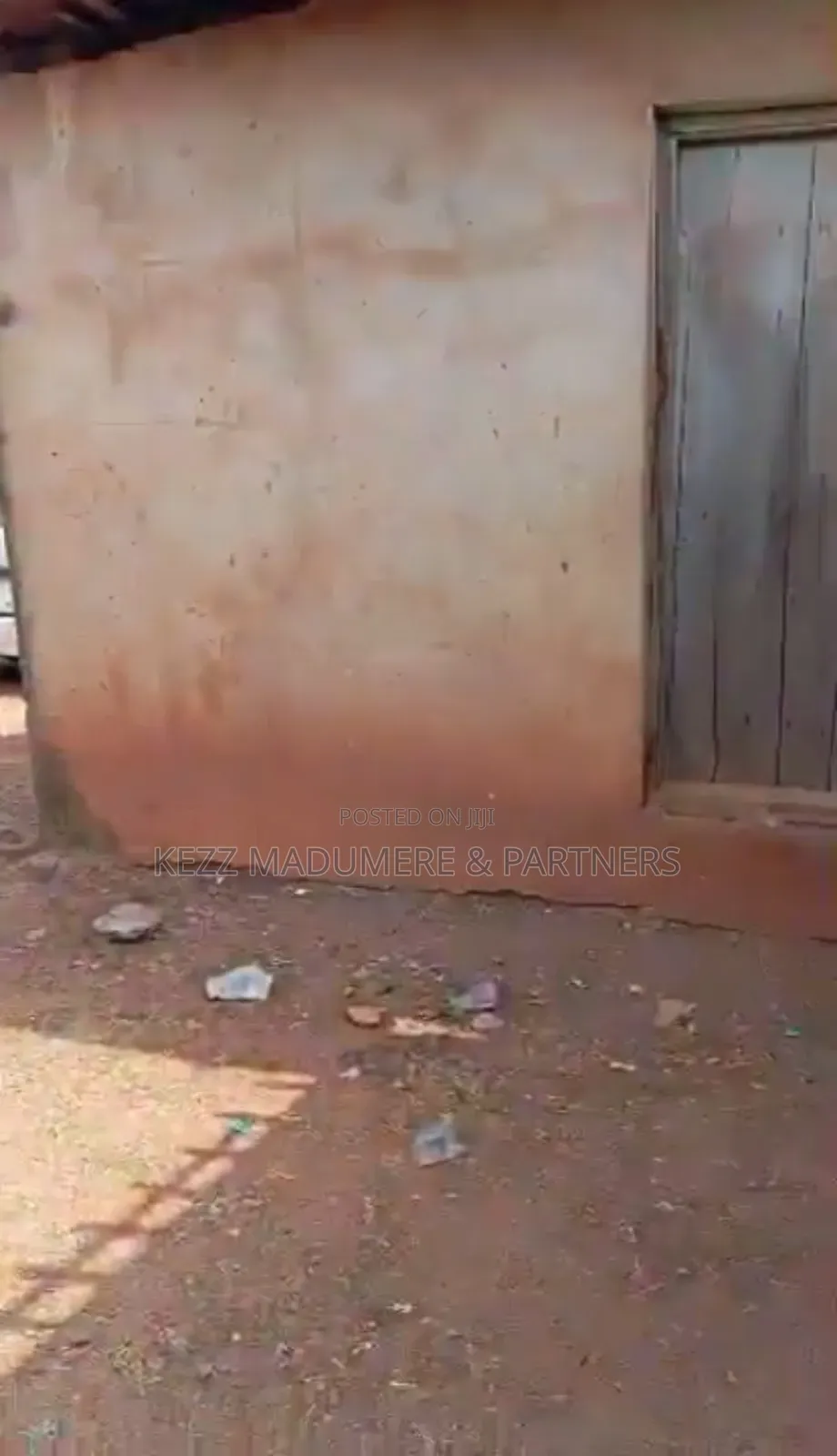 For Sale : Fenced 1100 SQMTS at Thinker's Corner , Enugu in Enugu