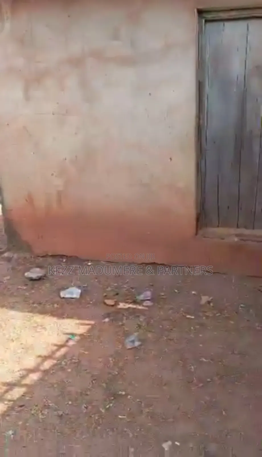 For Sale : Fenced 1100 SQMTS at Thinker's Corner , Enugu in Enugu