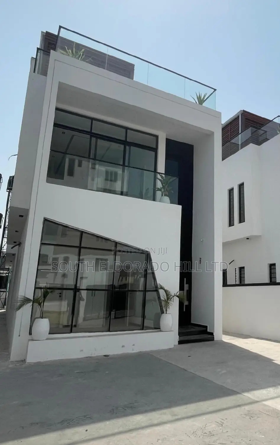 5bdrm Duplex in Serene Estate, Lekki for sale in Lekki
