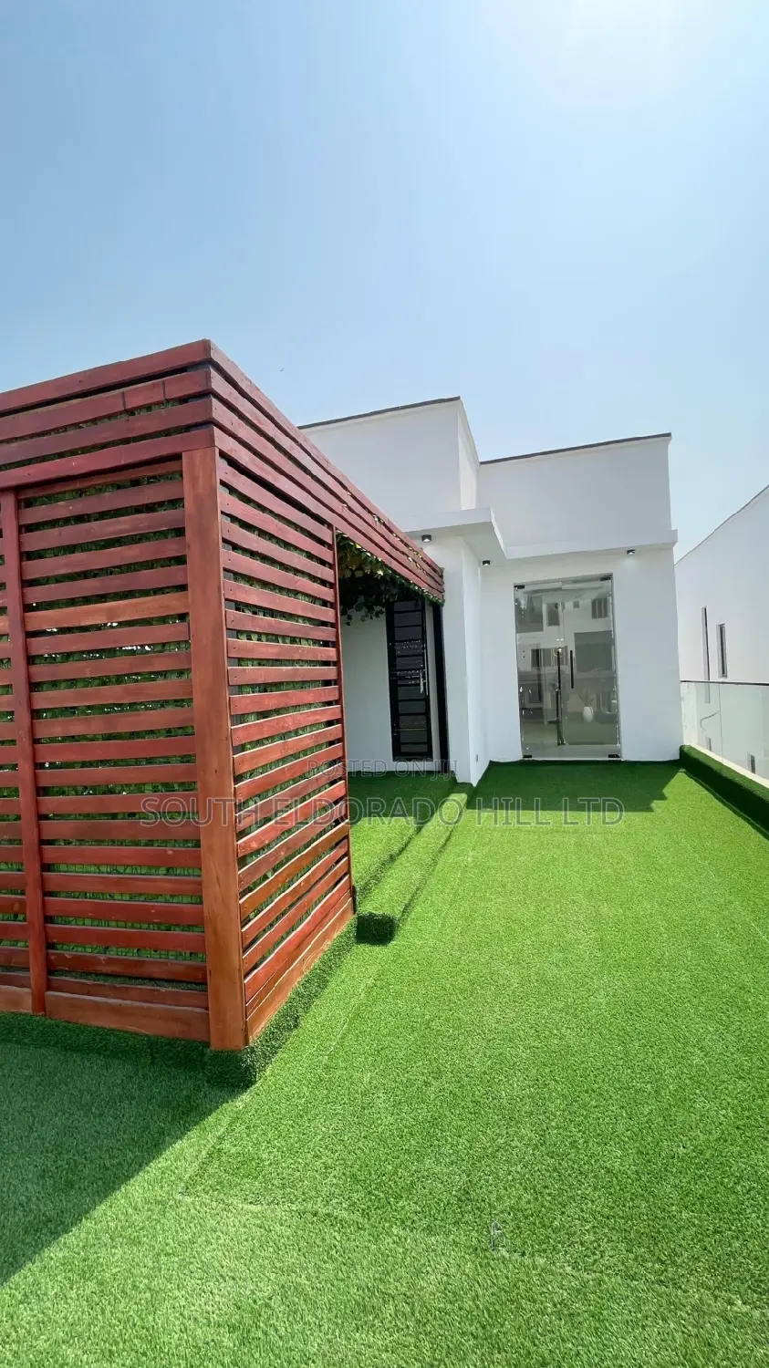 5bdrm Duplex in Serene Estate, Lekki for sale in Lekki