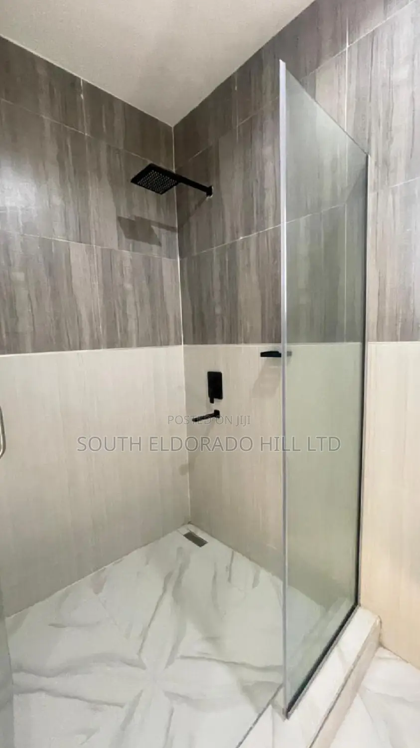4bdrm Duplex in Serene Estate, Lekki for sale in Lekki