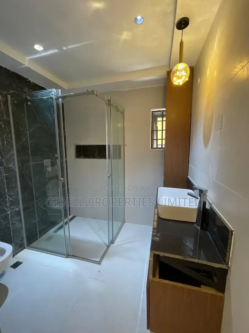 4bdrm Townhouse/Terrace in Jabi for sale in Jabi