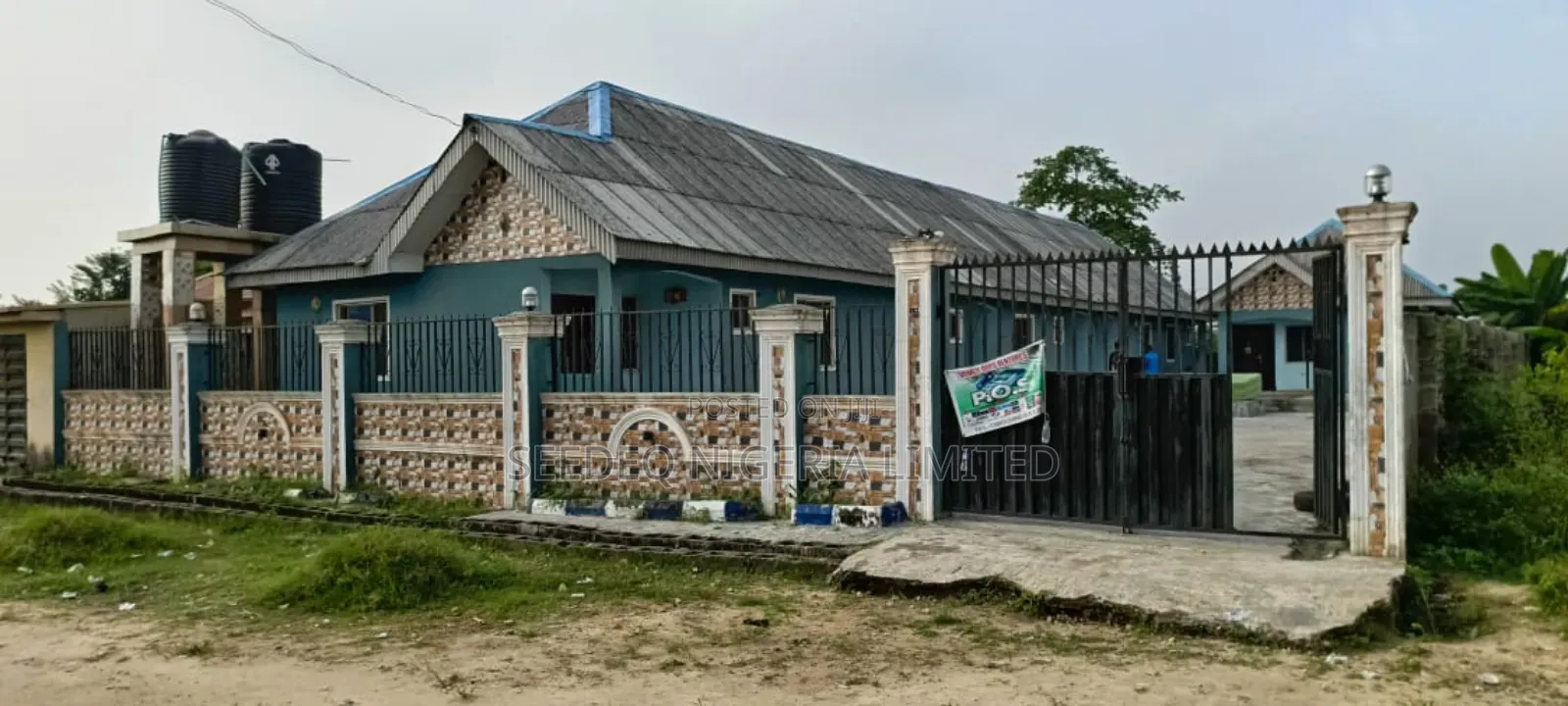 Furnished 10bdrm Block of Flats in Batife, Igbogbo for sale in Igbogbo