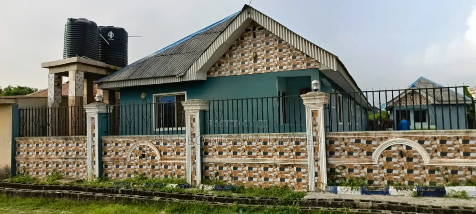Furnished 10bdrm Block of Flats in Batife, Igbogbo for sale in Igbogbo